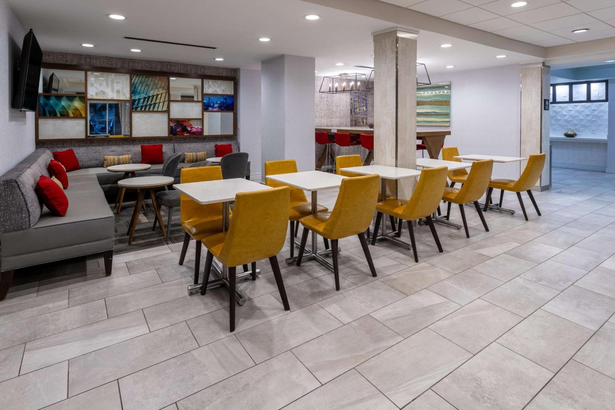 Hampton Inn Atlanta-Georgia Tech-Downtown Exterior photo